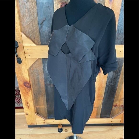 New with tags Line and Dot black mini dolman style dress with silk accents, sz M - Picture 5 of 6